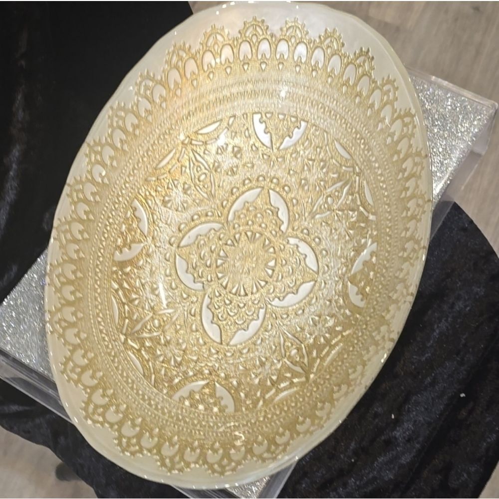 Artistic Accents Gold Lace Crochet Decorative Glass Bowl - Picture 5 of 10